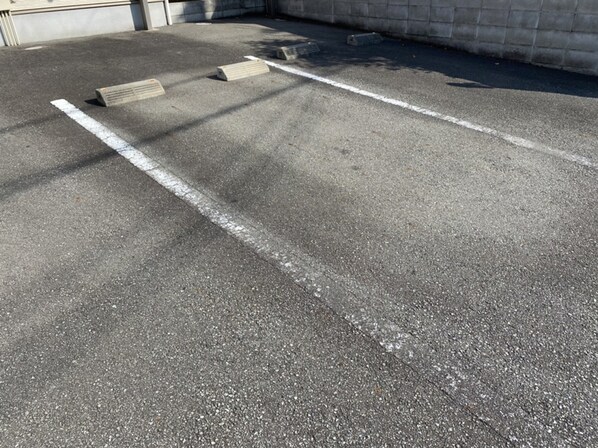 ラシック鷹匠の物件外観写真